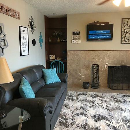 Anchorage Uptown Suites Extérieur photo
