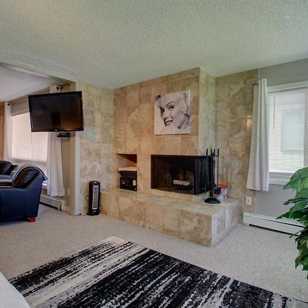 Anchorage Uptown Suites Extérieur photo