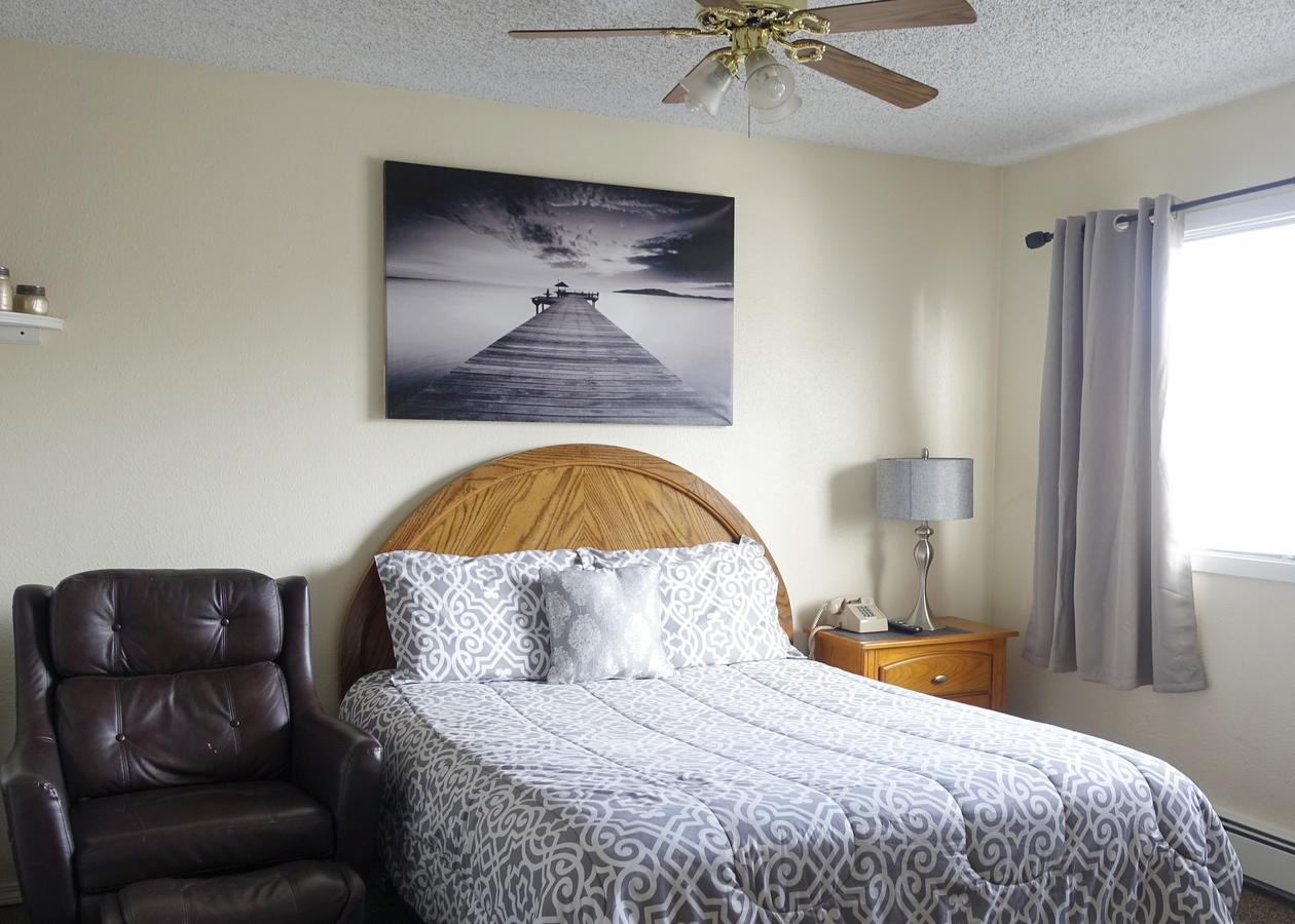 Anchorage Uptown Suites Extérieur photo