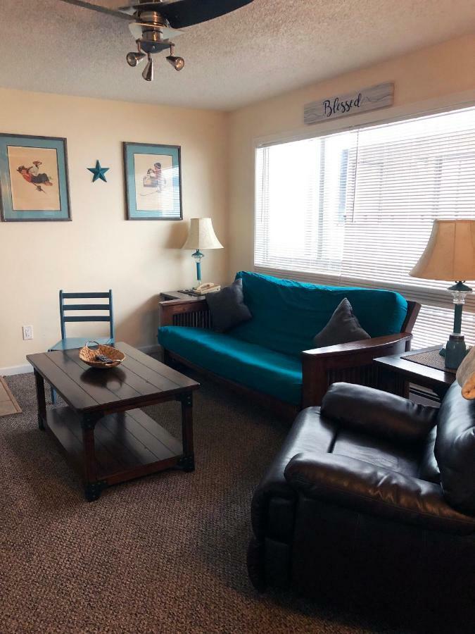 Anchorage Uptown Suites Extérieur photo